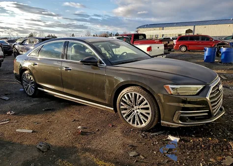 2020 Audi A8 L z USA, uszkodzony, nr VIN WAU8DAF8XLN013319